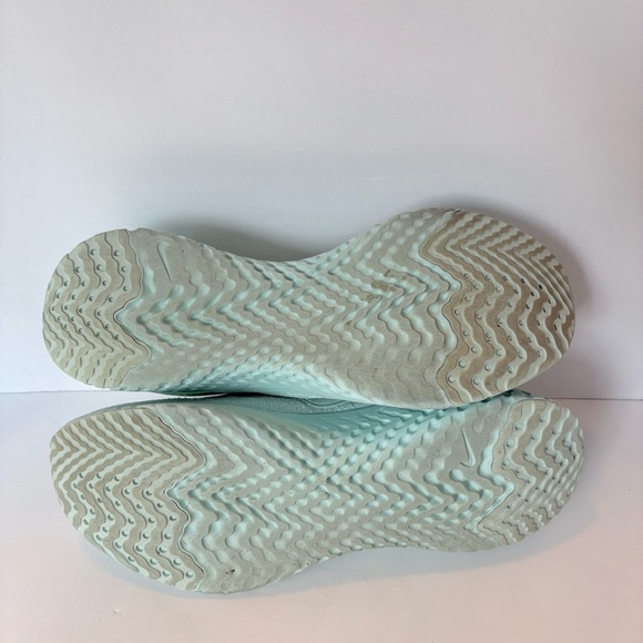 Nike Epic React Flyknit 2 Teal Tint Running Shoes Men’s Size 12.5 EUR 47 - Picture 11 of 13
